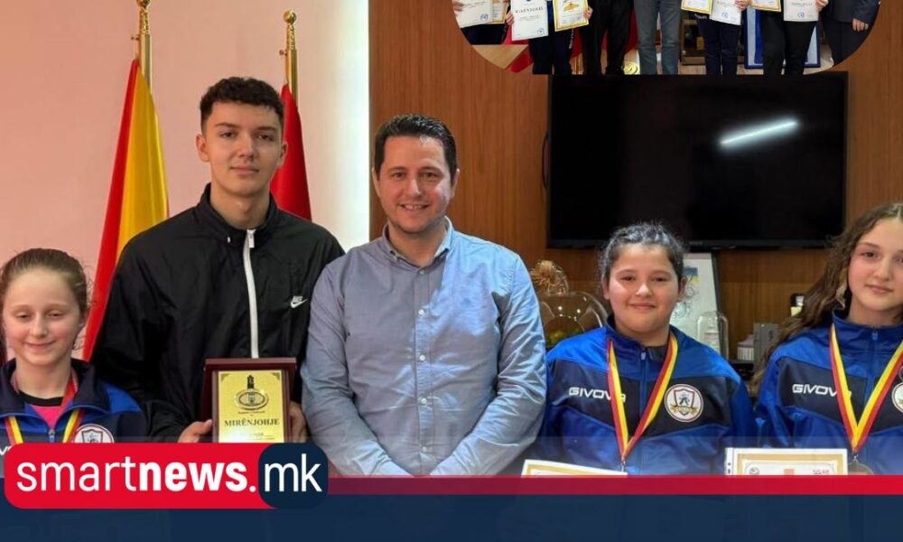 Kryetari Limani pret karateistët e suksesshëm të Gostivarit   shpërndan mirënjohje për medalistët në Kampionatin Shtetëror për Pionierë 2025