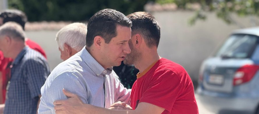 Valbon Limani bën homazhe për dëshmorët e 9 Korrikut   Janë ndërgjegje që nuk duhet të harrohen kurrë 
