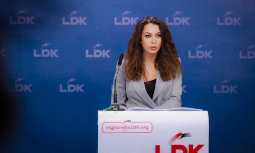 Kica Xhelili  Presidentja t ia kërkojë listën me 61 nënshkrime Kurtit  mandatim pa numra s ka