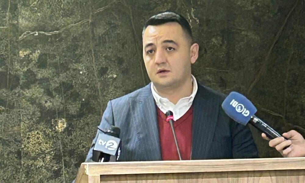 Valdet Xhaferi zgjidhet kryetar i Këshillit Komunal të Gostivarit