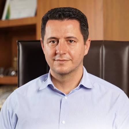 Valbon Limani uron shqiptarët për nderë të 22 nëntorit ditës së alfabetit të gjuhës shqipe