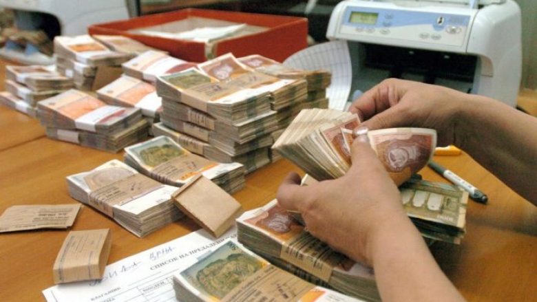 Paga mesatare në Maqedoninë e Veriut më e ulëta në rajon