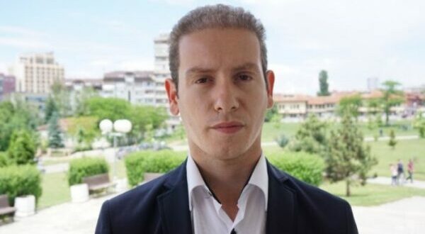 Gurakuç Kuçi  Rusia nuk po tenton  ajo është brenda   Serbia porta kryesore e Moskës në Ballkanin Perëndimor