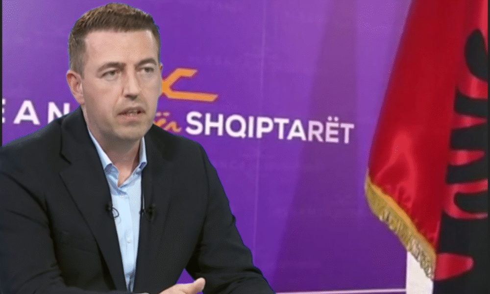 Nazim Taipi uron 28 Nëntorin