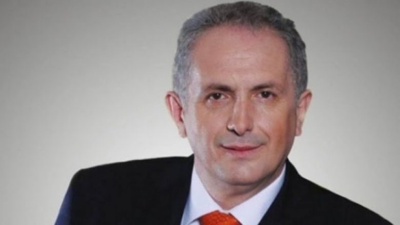 Bardhyl Mahmuti  Trupi i mbuloftë udhëheqësit politik  3 ditë zie për Toshe Proeskin  asnjë për Shpat Kasapin