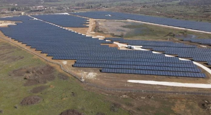 Në RMV  vetëm nga panelet solare dhe turbinat e erës u prodhua mbi 14   e energjisë elektrike