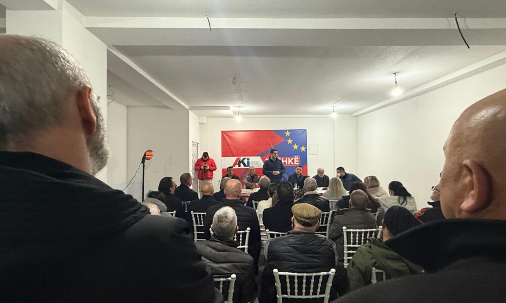 AKI   Gostivar fillon mobilizimin e strukturave  Valbon Limani takim me banorët e Lagjes së Sahatit