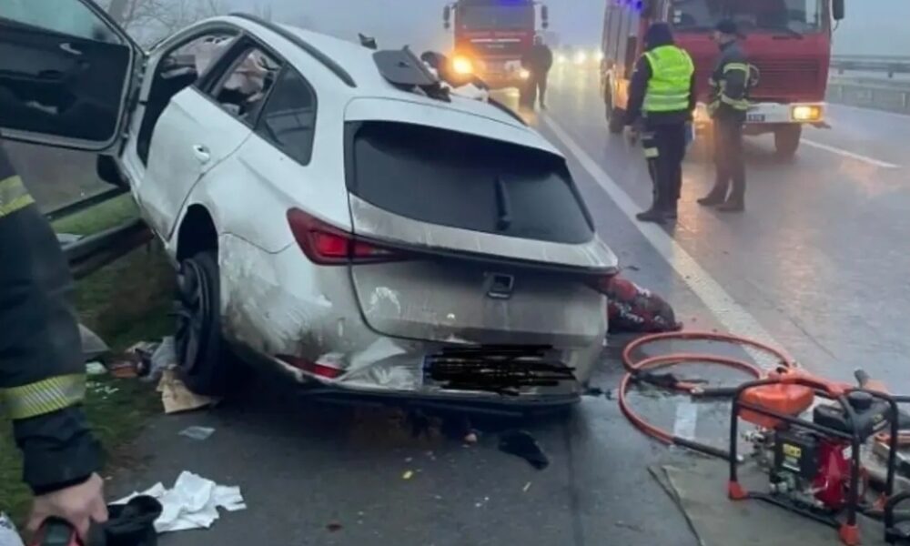 Detaje të reja rreth aksidentit tragjik në autostradën Beograd Nish  Vetura Seat është përplasur në gardhin mbrojtës