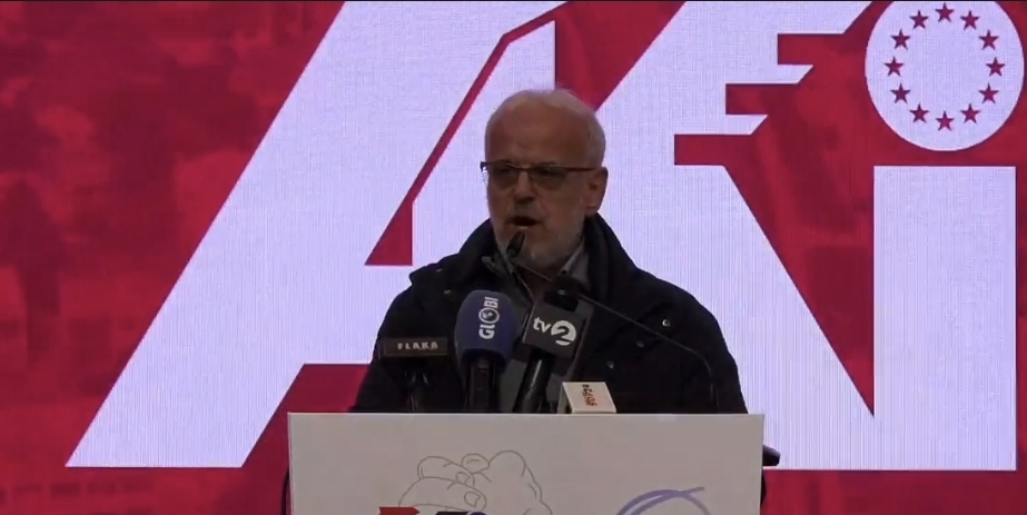 Talat Xhaferi  Jam në mbështetje e punë të përditshme të Valbon Limanit