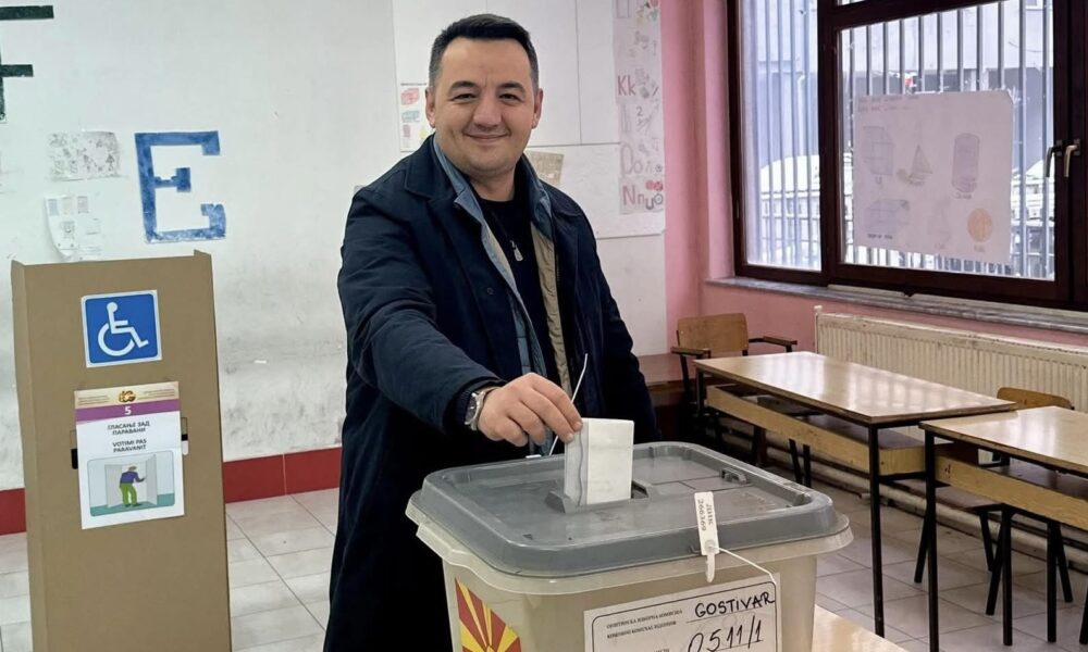Valdet Xhaferi pas votimit  Votova për të ardhmen e Gostivarit  thirrje qytetarëve të dalin të votojnë