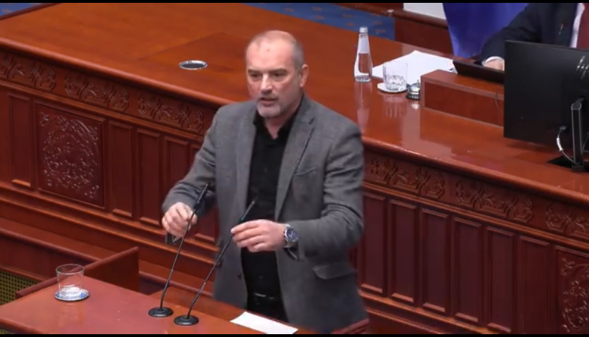 Snopçe  Të punësuarit nga Gostivari e andej vetëm për pagesa rrugore paguajnë më shumë se 100euro