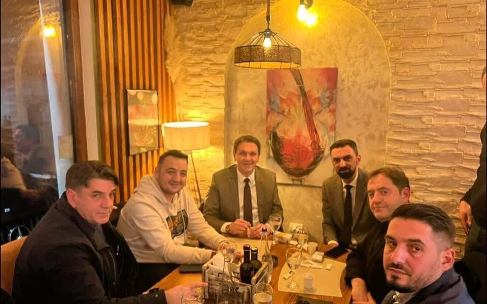 Isen Shabani në takim falënderues me aktivin politik të AKI   Dega Vrapçisht