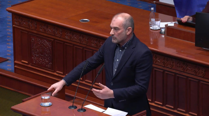 Snopçe i drejtohet Mickoskit  Keni kujdes kur deklaroni se nuk do të ketë ndryshime kushtetuese